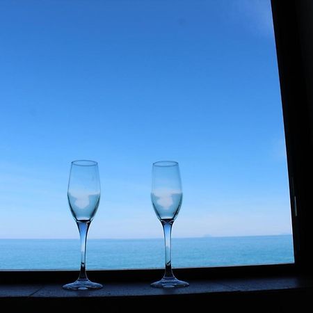 Una Finestra Sul Mare Apartamento Cefalú Exterior foto