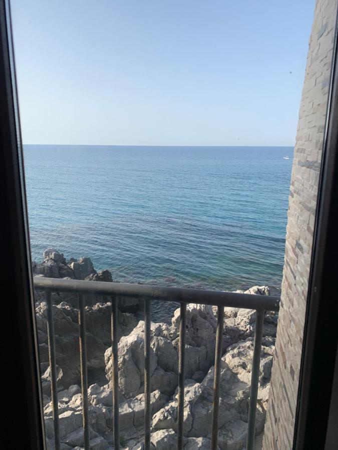 Una Finestra Sul Mare Apartamento Cefalú Exterior foto